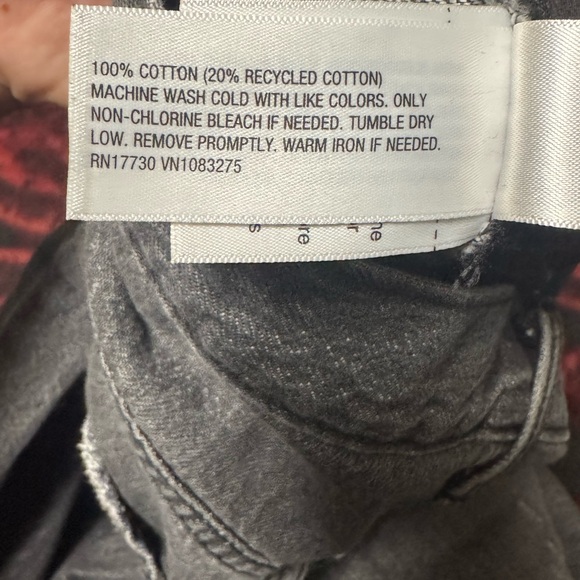 Universal Thread Gray Flare Wide Leg Jeans - Picture 11 of 11